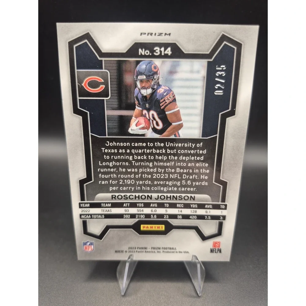 2023 Panini Prizm Rookies Roschon Johnson #314 Red Shimmer Prizm /35 (RC) Bears